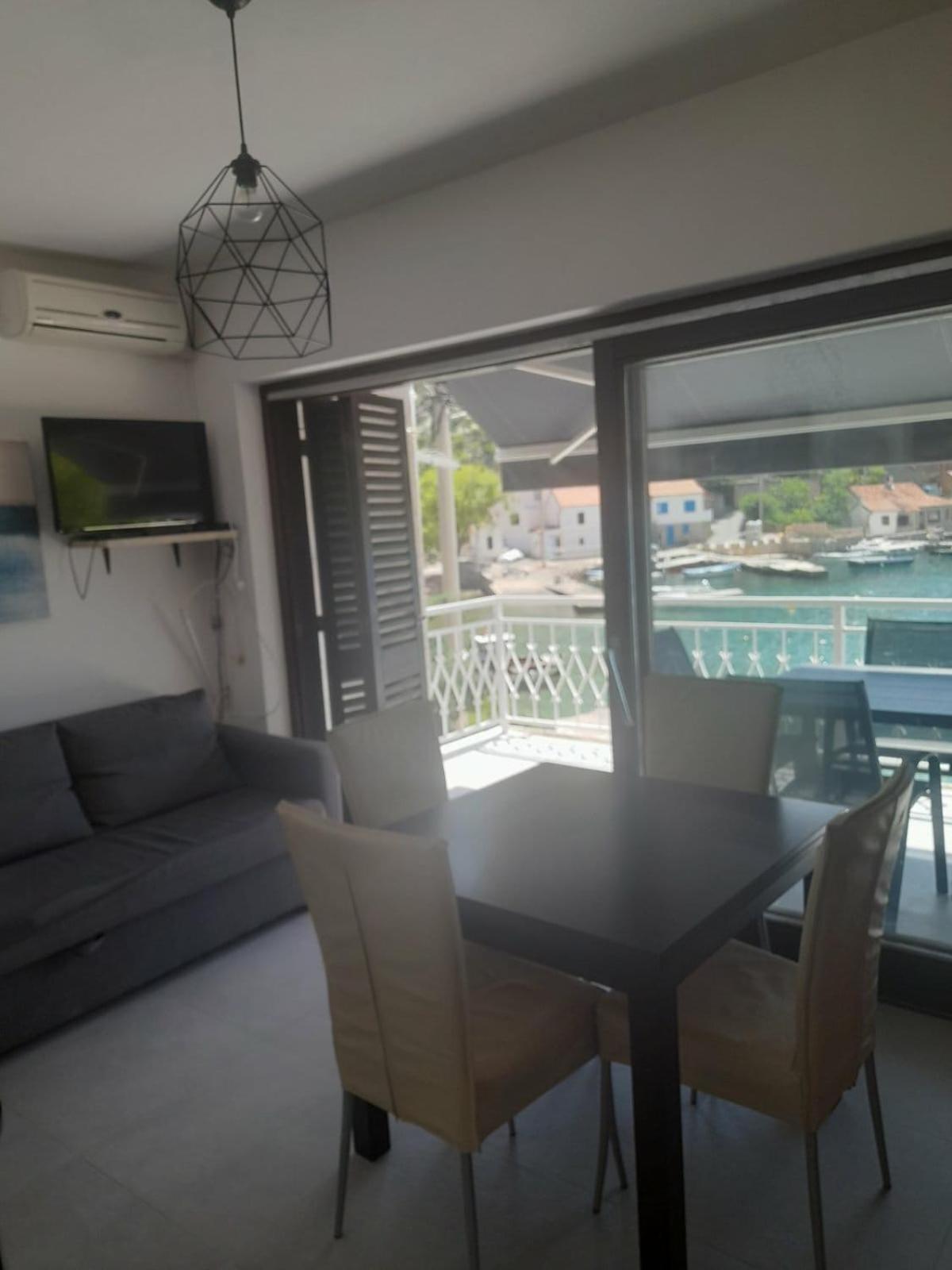 Apartmani Pulic Senj  Ngoại thất bức ảnh
