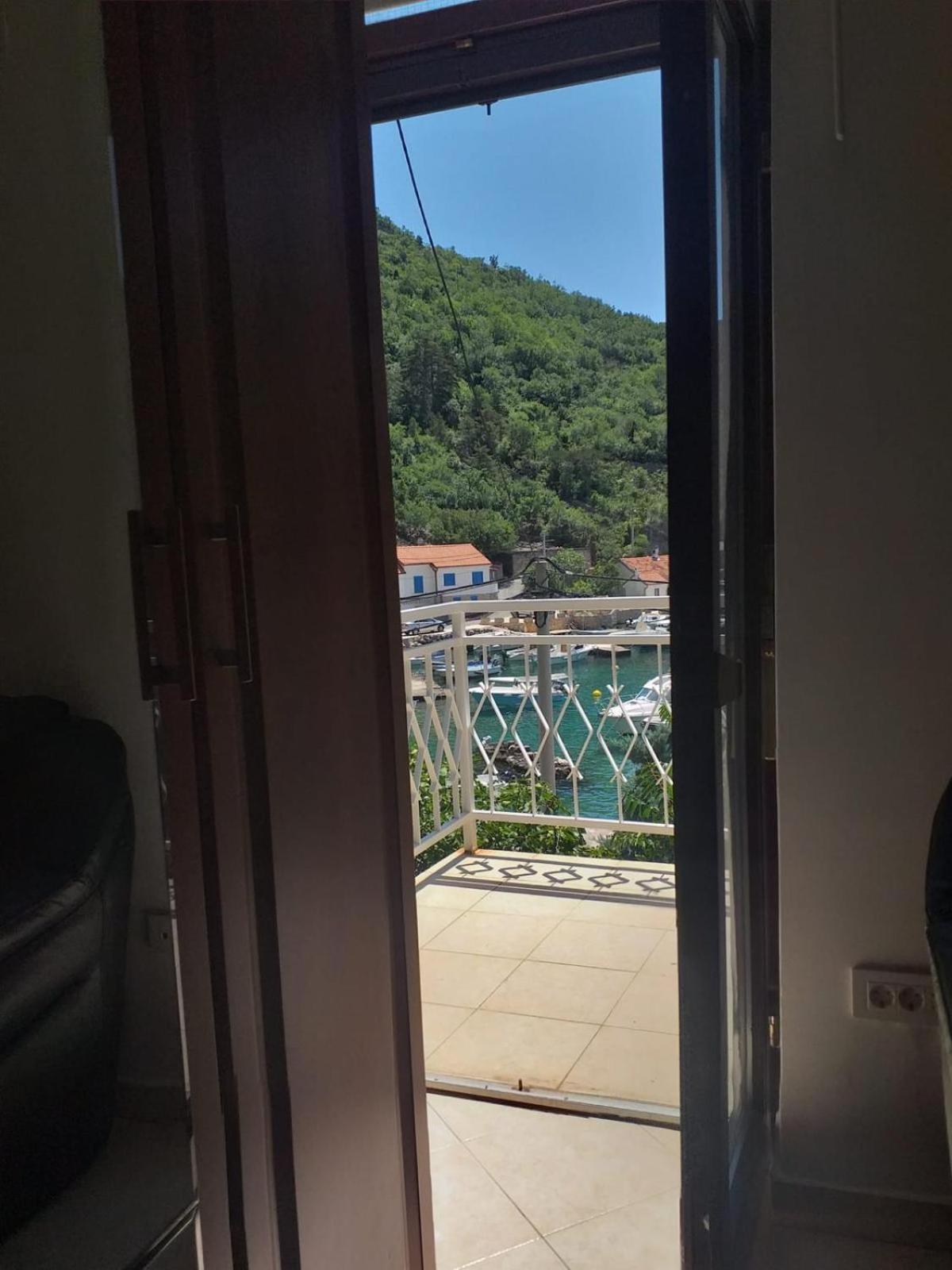 Apartmani Pulic Senj  Ngoại thất bức ảnh