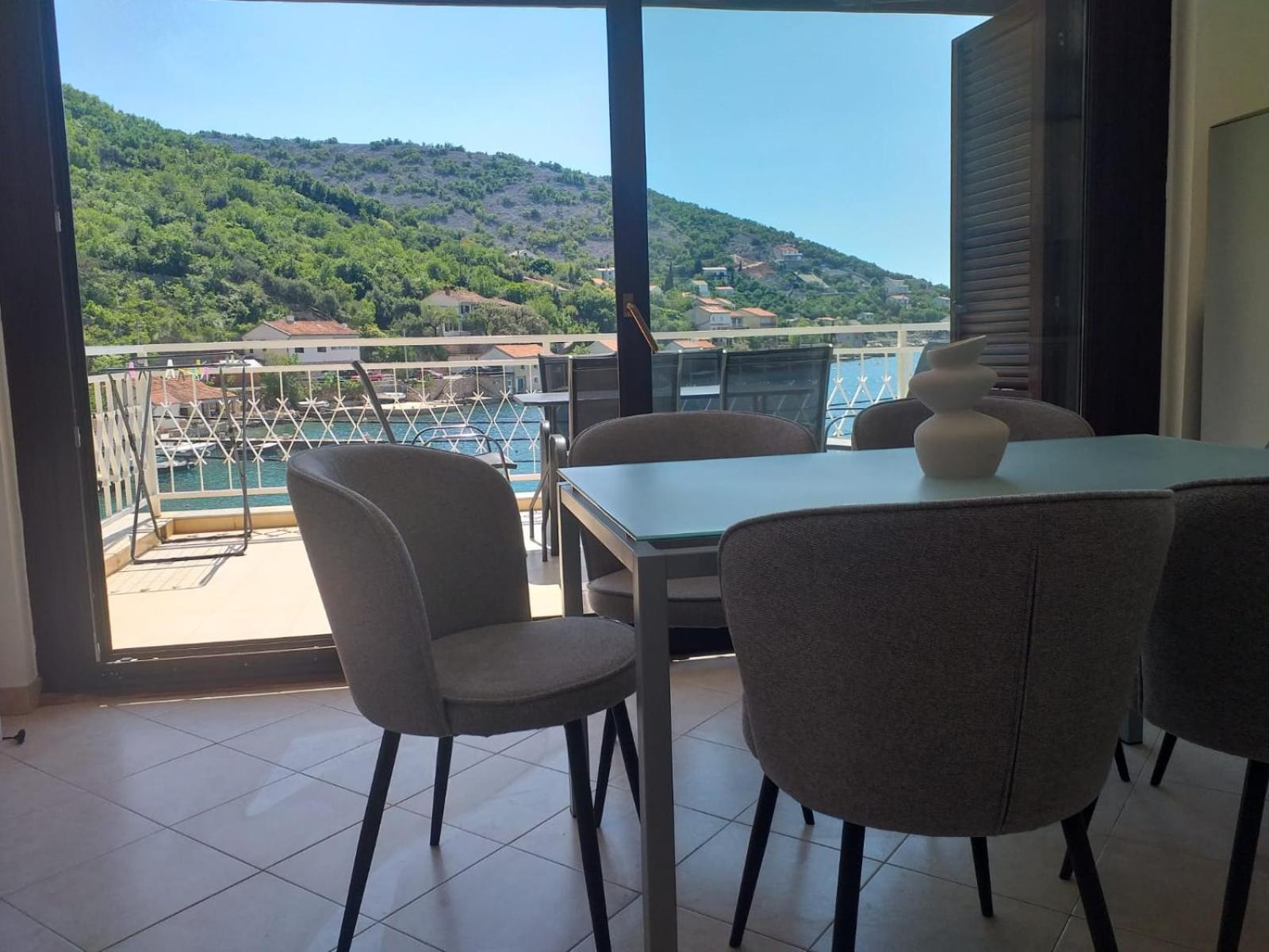 Apartmani Pulic Senj  Ngoại thất bức ảnh
