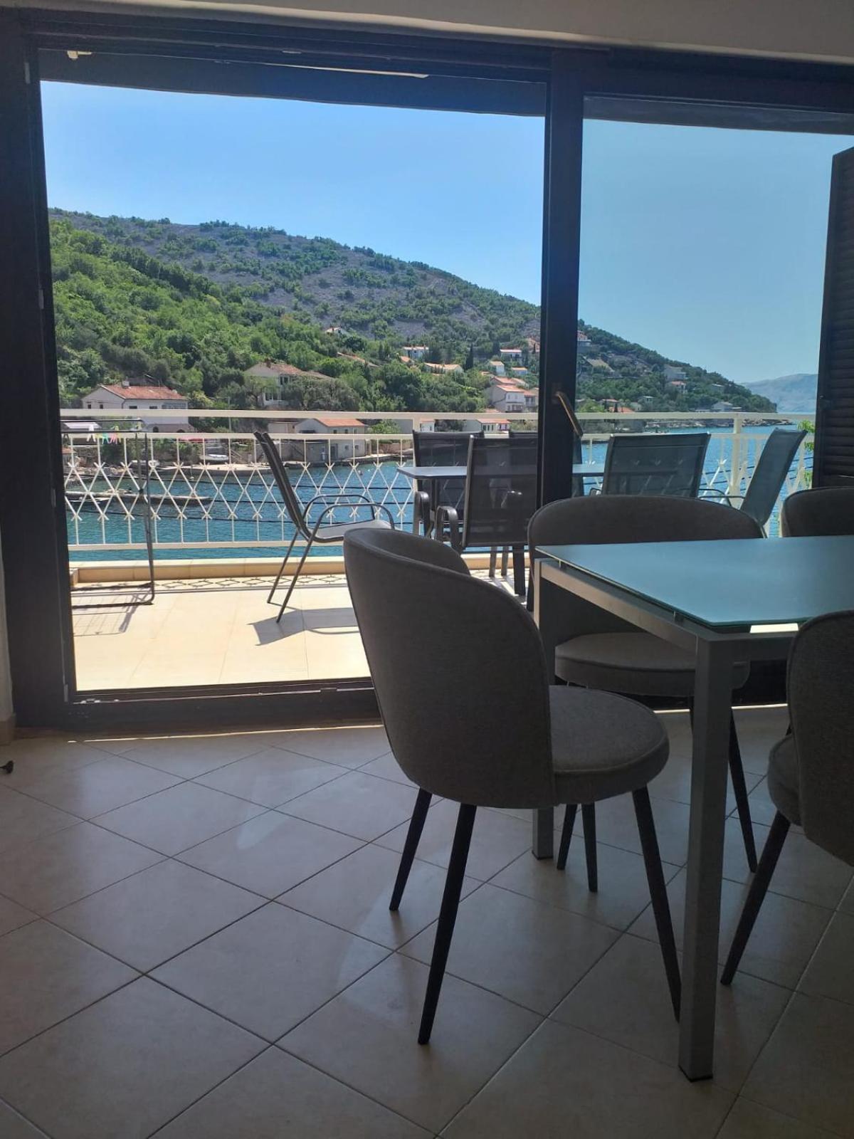 Apartmani Pulic Senj  Ngoại thất bức ảnh